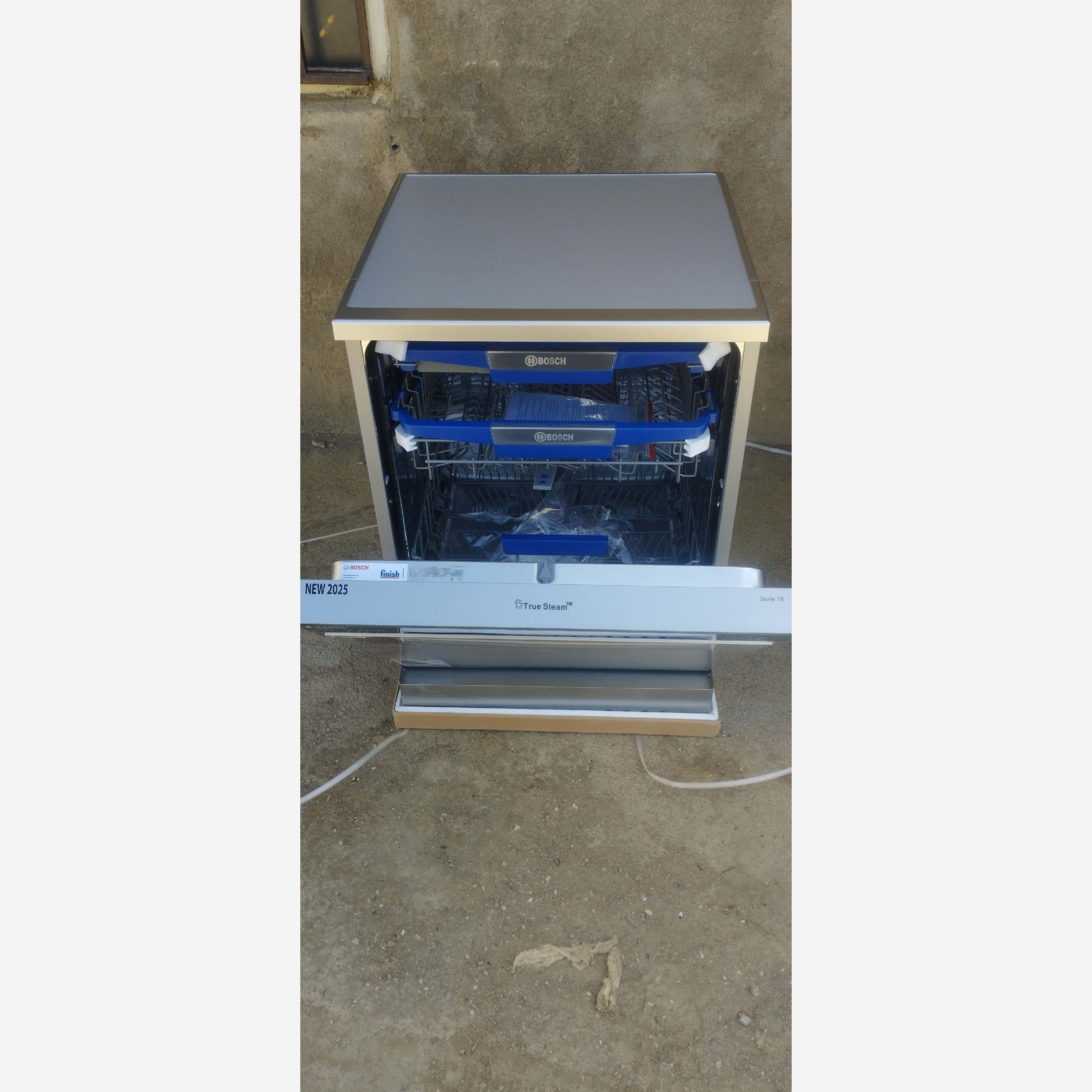 ظرفشویی بوش تمام لمسی تولید 2025دارای سیستم opendoor 4