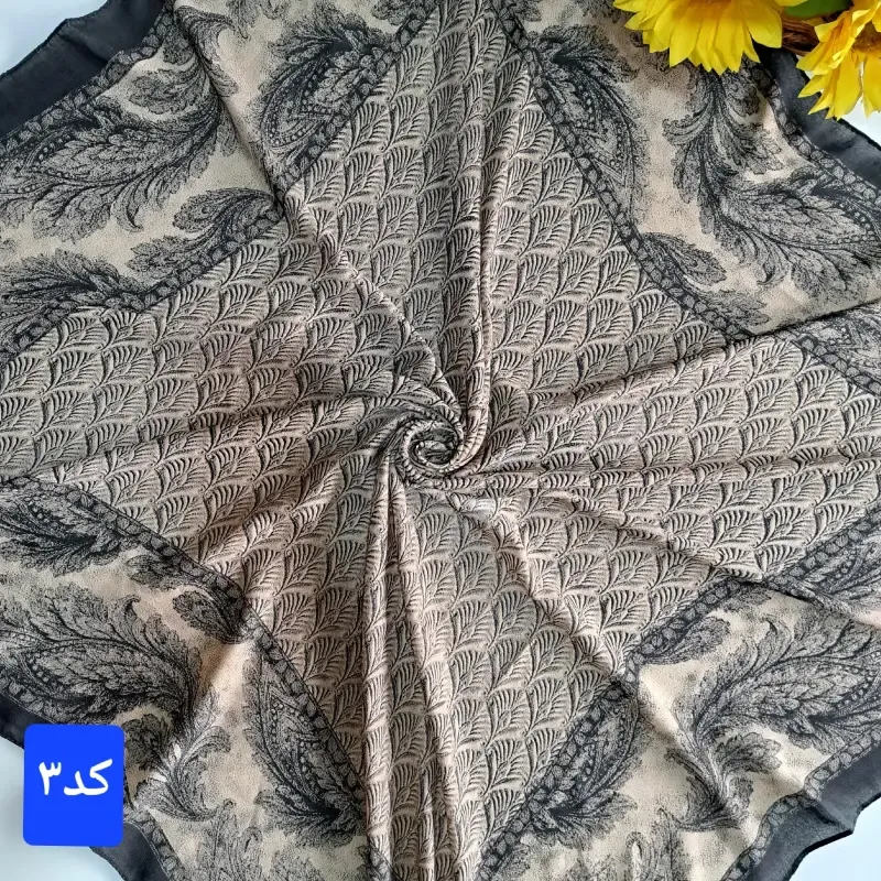 روسری زنانه نخ کشمیر قواره 120 دور دوخته شده 3
