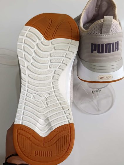 کتونی اورجینال رانینگ puma مدل wf 01749 سایز 38.5 5