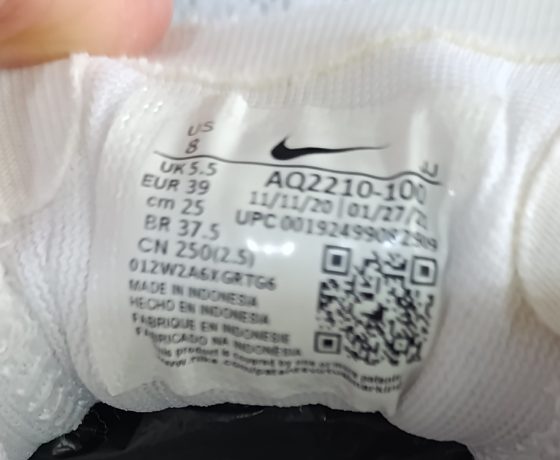 کتونی اورجینال Nike Air Zoom Pegasus سایز 39 2