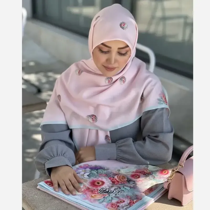 روسری نخ کاستوم طرح تبسم قواره بزرگ 140x140 سیتو صورتی آبی 9