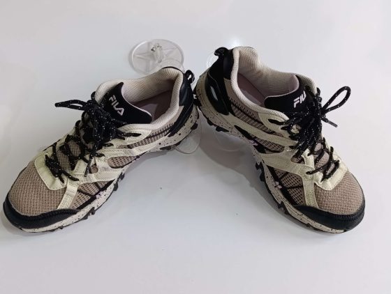 کتونی اورجینال FILA سایز 39 3