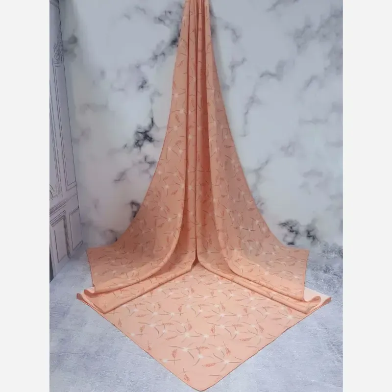 روسری نخ کاستوم قواره دار 140 طرح تارا دور چرخ دوز 8