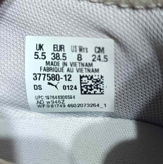 کتونی اورجینال رانینگ puma مدل wf 01749 سایز 38.5 8